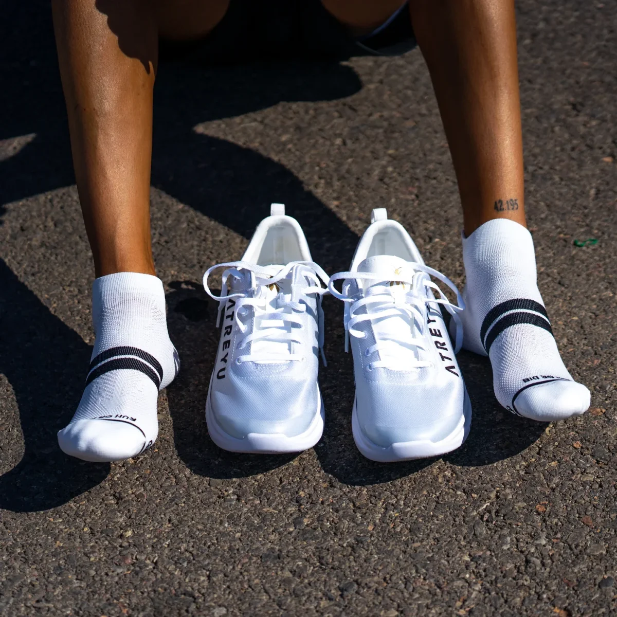 Chaussettes de course a pied Noosa Blanc – Image 3